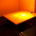 極虎餃子 - 4名様個室