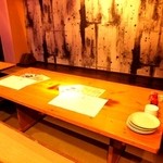 極虎餃子 - 12名様用個室もあります