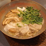 レンゲ - 熊鍋　（熊肉、車麩、聖護院大根、芹）