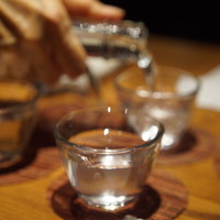 のどぐろ専門 銀座 中俣 - ふるまい酒（焼酎の前割り）