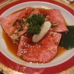 炭焼 金竜山 - 中カルビ