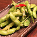 h TAVOLA - 枝豆もトウガラシとニンニクで炒めて　ペペロンチーノスタイル