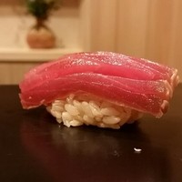 鮨 竜介 - 赤身漬け