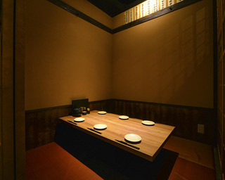 Sushidokoro Kinno Dashi - 6階：完全個室（2名様～6名様×3）