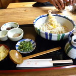 純手打ち讃岐うどん 鈴家 - 冷やしざるぶっかけ　えび天付き