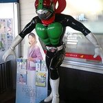 まきいし - 石巻駅では仮面ライダーがお出迎え