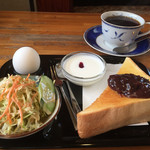 シュガータイム - ブレンドコーヒー400円と小倉トーストセット