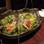 和牛焼肉 とびうし - 2回目。サラダ