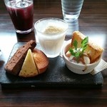 グローブ アパートメント プラス カフェ - 