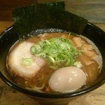 麺や 幸村 - 魚介豚骨ラーメン・750円　大盛り・100円　味玉・100円