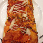 ファミリーマート - 料理写真:もちっとピザパン@135円