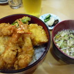 ころも屋 礼文 - 食材豊かな天丼