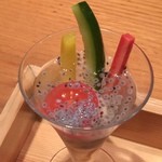 じどりや 穏座 - 地元野菜のピクルス、バジルシード