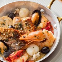 アックアパッツァ（魚介類のスープ仕立て）