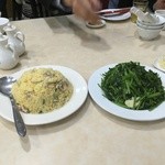 京鼎楼 - チャーハン&空芯菜炒め
      2016.2.27 Sat.