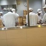 京鼎楼 - 開店前 仕込み中です。
      2016.2.27 Sat.