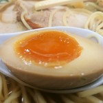 煮干鰮らーめん 圓 - 味玉