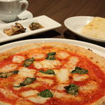 ピッツァリア オステリア ファリーナ - Pizza Lunch