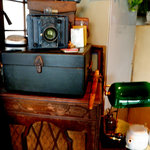 アンクルハウス - アンティーク家具や雑貨がたくさん