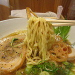 ふじ門 製麺 - 限定の中太縮れ麺