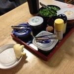 釜揚うどん 一心 - H.28.3.2.昼 薬味・昆布佃煮・かつお煮など