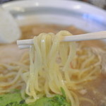 麺屋 無双 - 麺屋無双・ごっつ魚ラーメン 麺近影(2015.10)