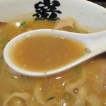 麺屋武蔵 巌虎 - 豚骨で、醤油味あり