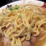 麺屋武蔵 巌虎 - つけ麺とは異なる麺