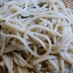 Soba Doko Rokan Asaan - 良い粉を使うと香りの良いそばになるハズ。コリコリ感は良い。ホシが無く、近代的な東京風。