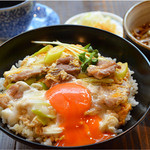 処屯 - 国産鴨と赤卵のいとこ丼御膳