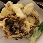 処屯 - きのこかき揚げ