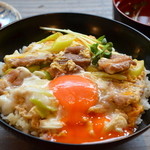 国産鴨と赤卵のいとこ丼