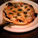 イタリアンとワインのお店 Red Leaves Bar - いかすみのピッツァ