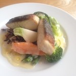 2016/3/2  お魚ランチ￥１５００（税別）メインのさわらのロースト　ブールブランソース