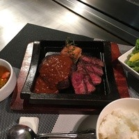 満腹！　名物　哲ステーキ
