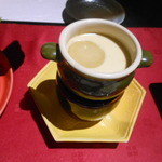 金蘭荘 花山 - ～彩野菜のバーニャカウダ～　特製自家製ソースにて　ソースがとてもおいしかった。　2014.10
      