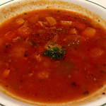 ウルフギャング・ステーキハウス - 『LOBSTER BISQUE/ロブスタービスク』様（1700円）ボルシチのような色合いのスープ様で濃厚なまでのエビエビな味わい！