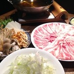 炭焼きダイニング　恵比寿 - 豪華版黒豚しゃぶしゃぶ鍋