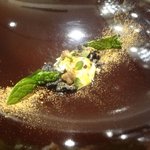 SALONE 2007 - ポレンタとイカ墨に包まれたイカ（2016.2）