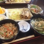 海の駅 蜃気楼 - 魚津のバイ飯定食を頂きました！バイ飯はもちろんですが、魚の唐揚げやおすましなども絶品！これはいいです！