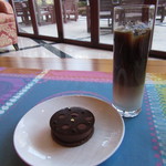 ホテルブレストンコート ザ・ラウンジ - クレムー・カカオ、アイスカフェラテ