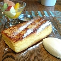 BISTRO FAVORI 代官山 - オリジナル フレンチトースト