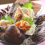 格子屋 - ドリンク写真:旬の貝づくし刺身盛り合わせ