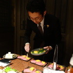 焼肉うしごろ - リブ芯に雲丹を包んでくれます