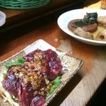 焼き鳥　柳屋 - ニンニクでクジラ刺しを