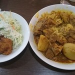 大阪ハラールレストラン - チキンビリヤニにカレー全種類がけ&パコラとサラダ
