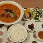 Kintoun - 「担々麺ランチ」8
      80円税込