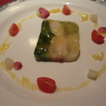 サワラの燻製と菜の花、ボロねぎのテリーヌ 八朔風味