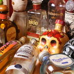 テキーラ ハウス - 50種類以上のプレミアムテキーラ