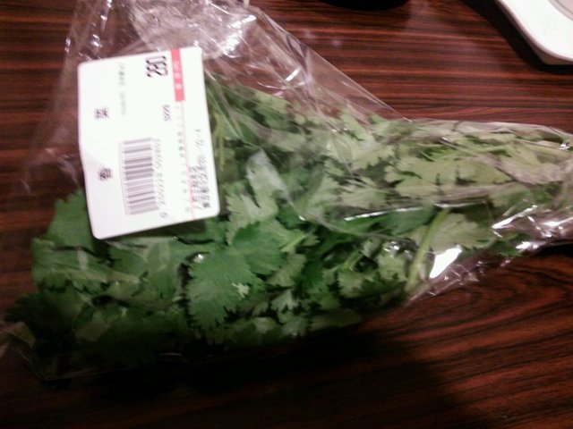 赤羽１番街で古くから営業している街の八百屋さんです パクチーは常備しています By グルマンじゅん 八百正総本店 赤羽 その他 食べログ